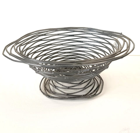 22348 Filigree Hinged Basket